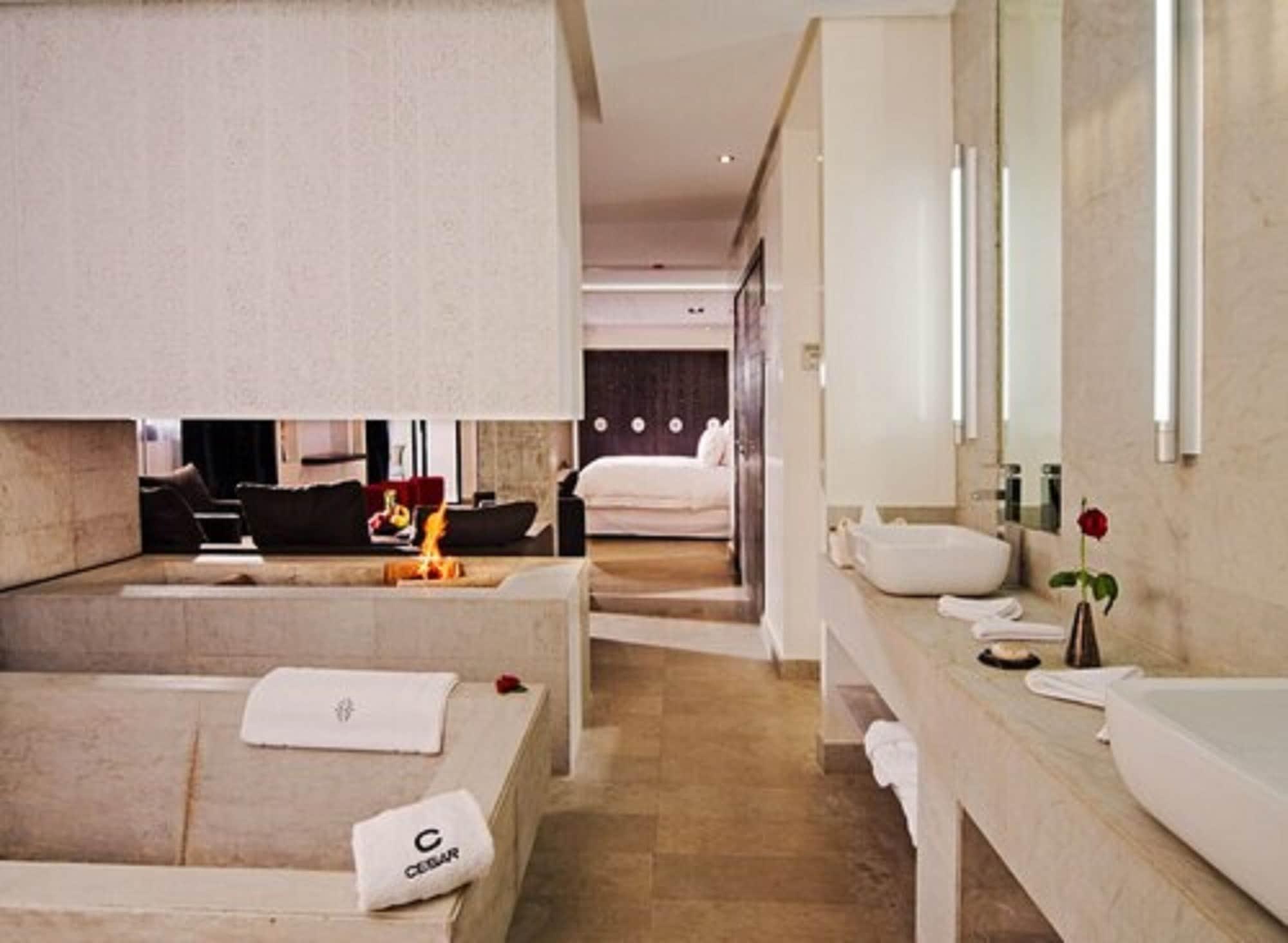 Hotel Cesar &