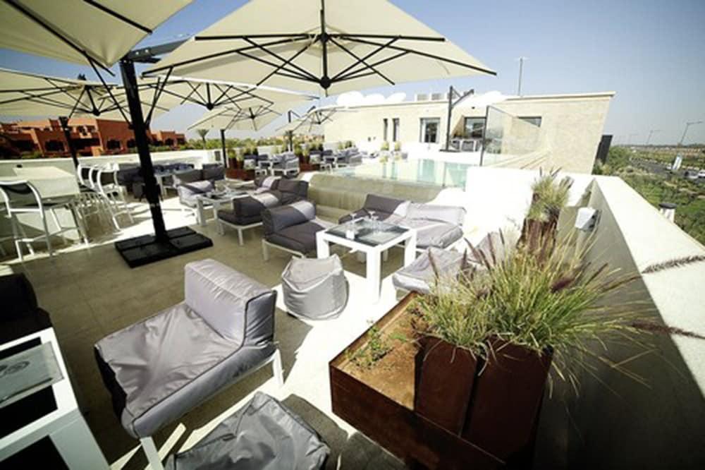 Cesar & Marrakesh