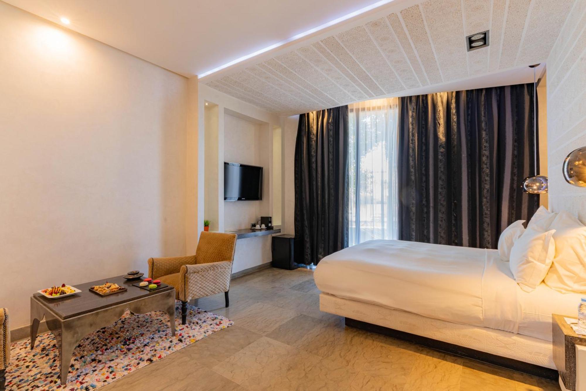 Cesar & Hotel
