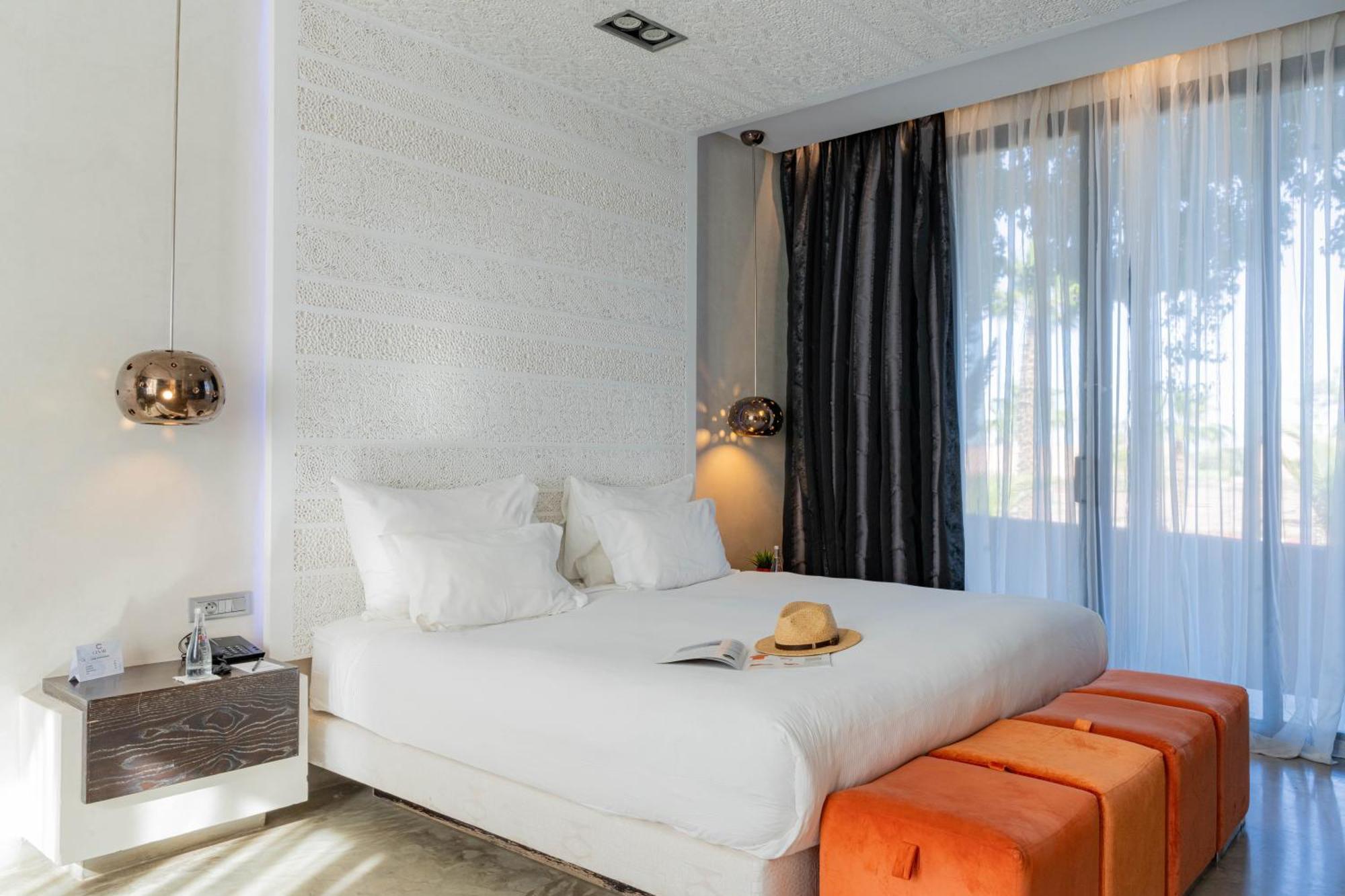 Cesar & Hotel